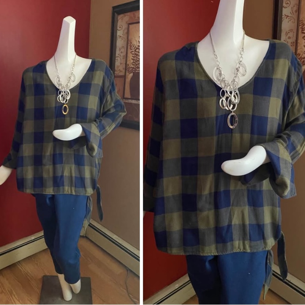 Time n True Woman’s Shirt New never